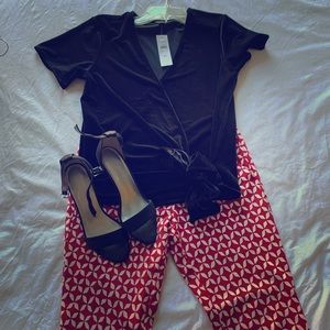 Ann Taylor black velvet wrap blouse size XS